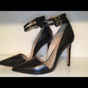 Double Strap heel by Marciano